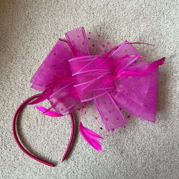 Fascinator Headpiece for Special Occasions - Picture 5 of 10